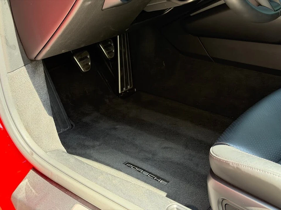 2024 Porsche 992 Carrera S - Image 25 of 31