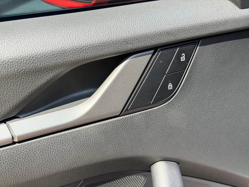 2024 Porsche 992 Carrera S - Image 22 of 31