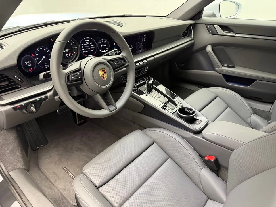 2024 Porsche 992 Carrera S - Image 4 of 31