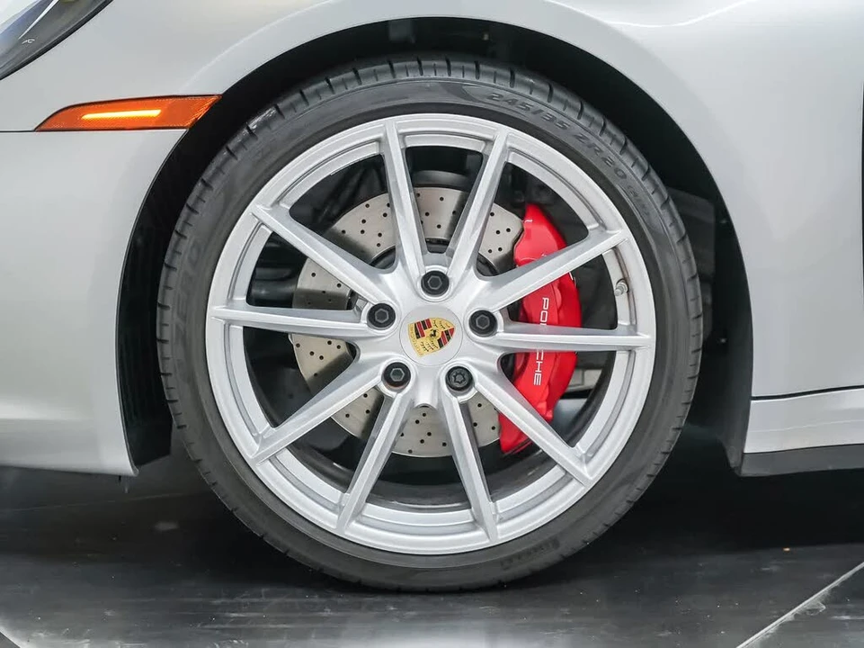 2024 Porsche 992 Carrera S - Image 13 of 30