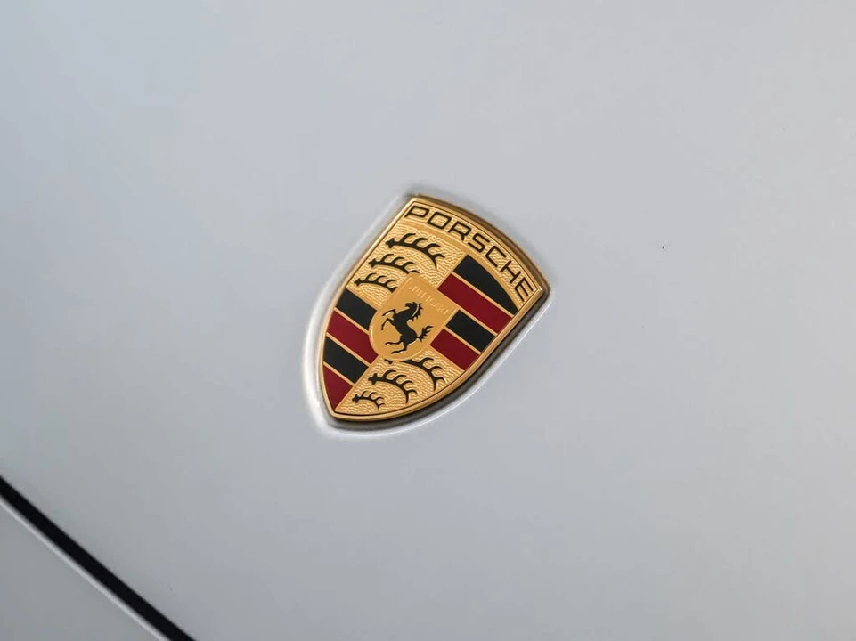 2024 Porsche 992 Carrera S - Image 12 of 30