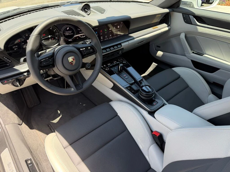 2024 Porsche 992 Carrera S - Image 5 of 31