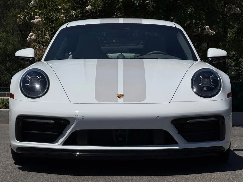 2024 Porsche 992 Carrera S - Image 11 of 31