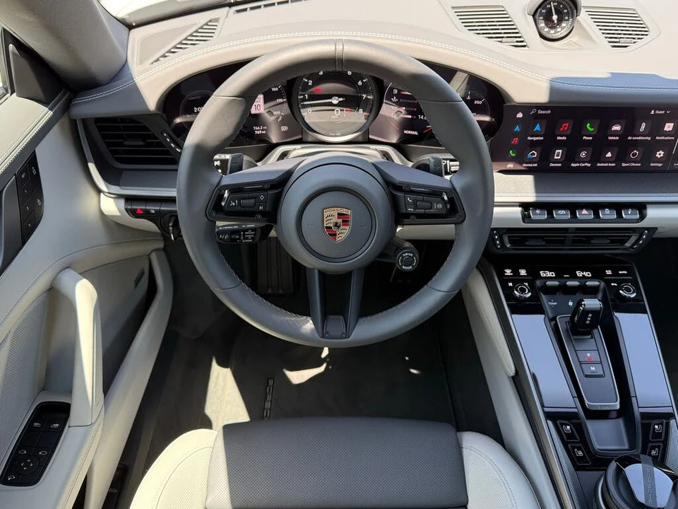 2024 Porsche 992 Carrera S - Image 19 of 31
