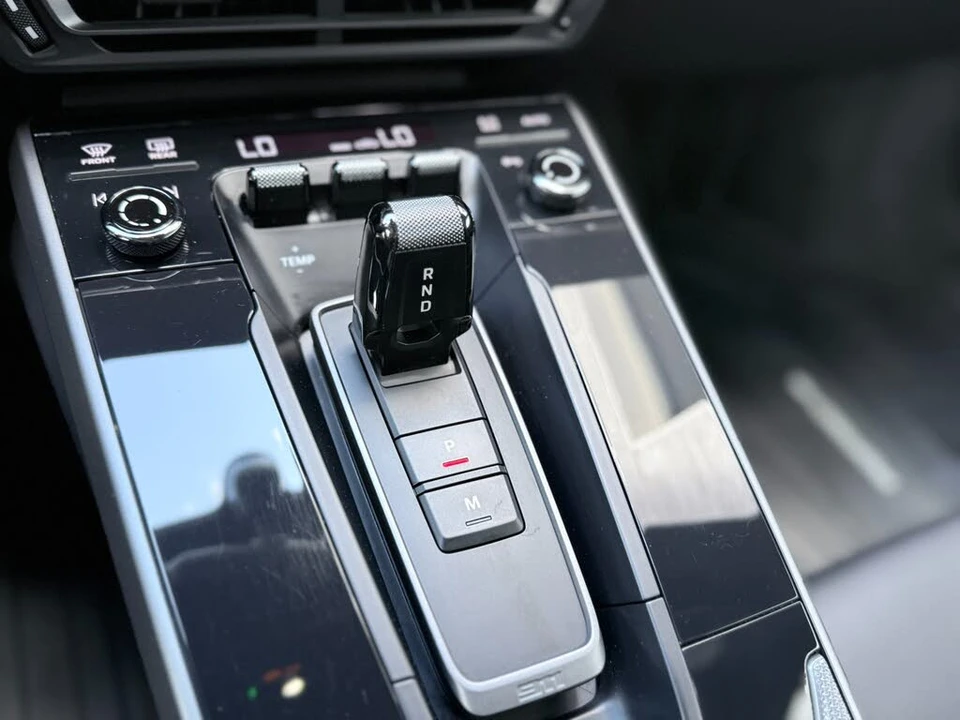 2024 Porsche 992 Carrera S - Image 24 of 31