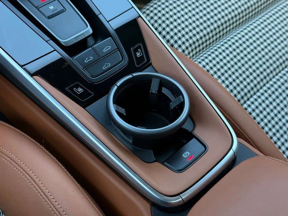 2024 Porsche 992 Carrera S - Image 24 of 31