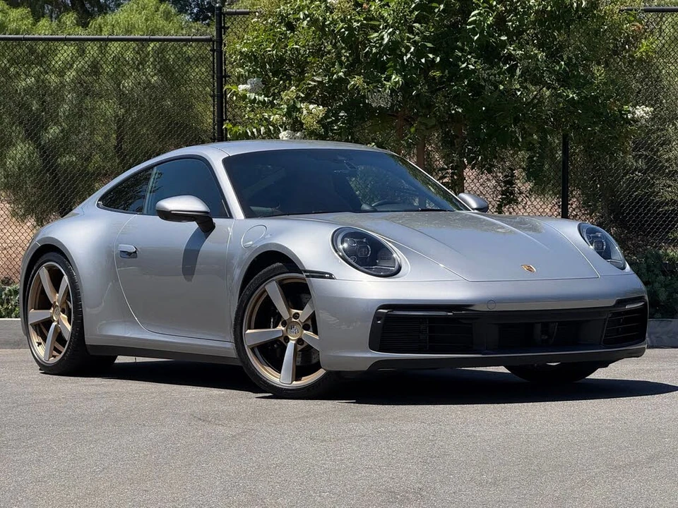 2024 Porsche 992 Carrera S - Image 9 of 31