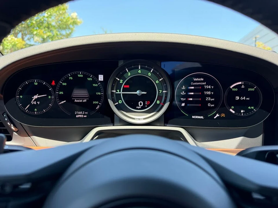 2024 Porsche 992 Carrera S - Image 15 of 31