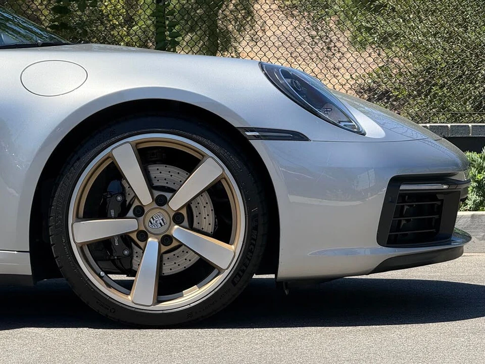 2024 Porsche 992 Carrera S - Image 11 of 31