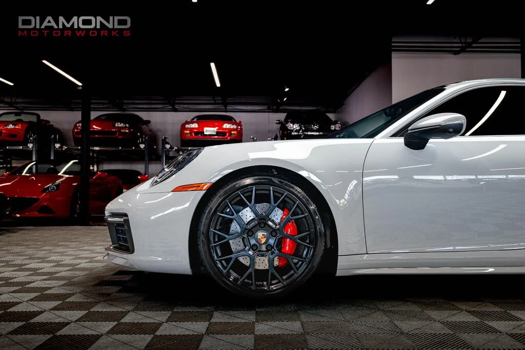 2024 Porsche 992 Carrera S - Image 11 of 31
