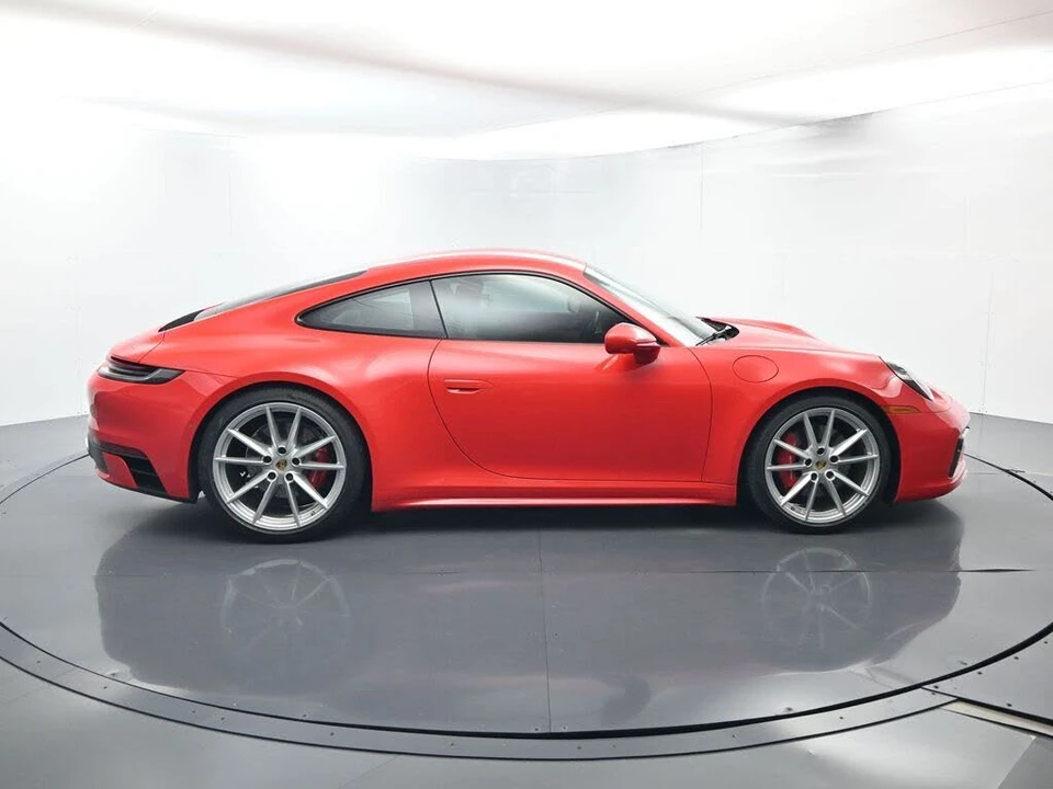 2024 Porsche 992 Carrera S - Image 16 of 31