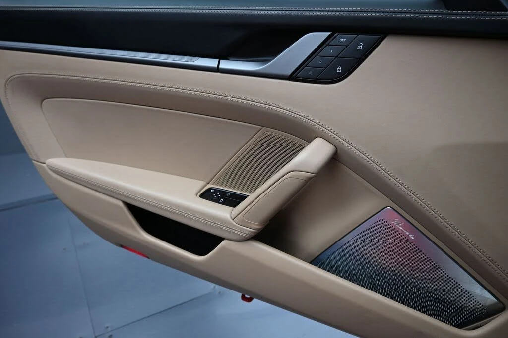 2024 Porsche 992 Carrera S - Image 21 of 31