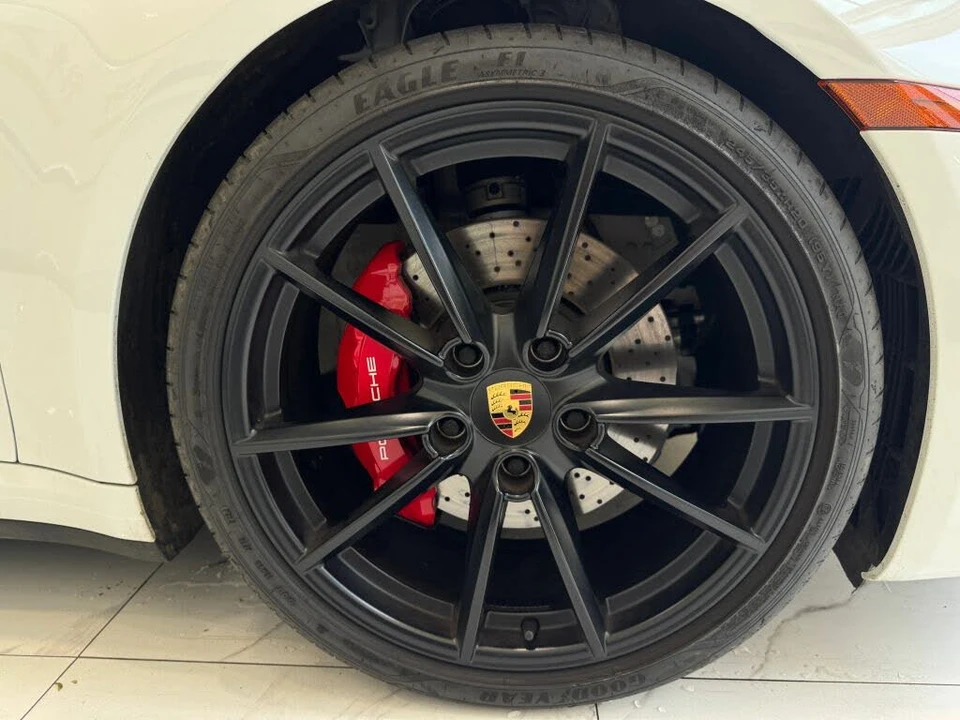 2024 Porsche 992 Carrera S - Image 11 of 29