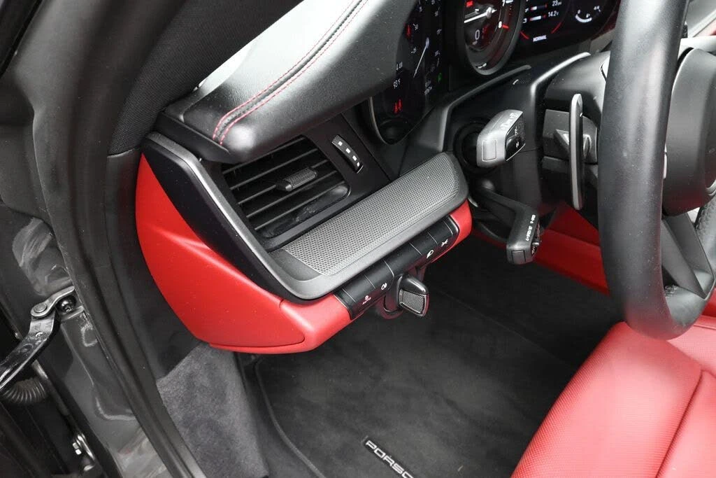 2024 Porsche 992 Carrera S - Image 16 of 31