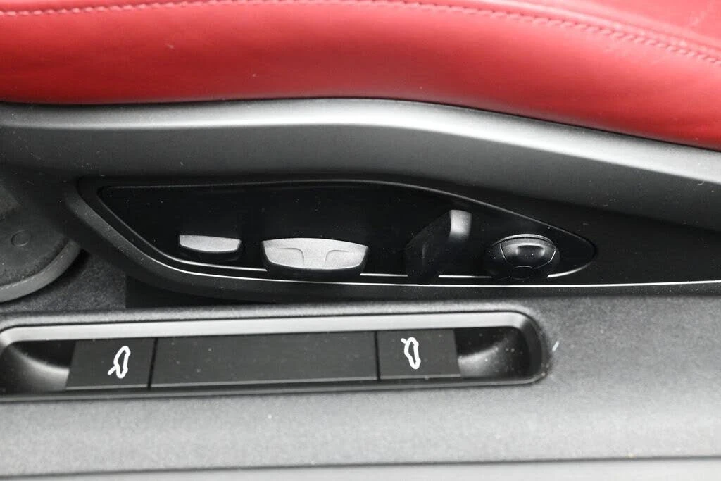 2024 Porsche 992 Carrera S - Image 15 of 31