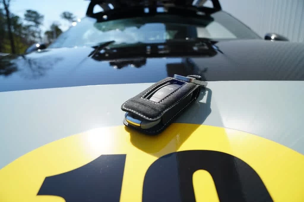 2024 Porsche 992 Dakar - Image 18 of 21