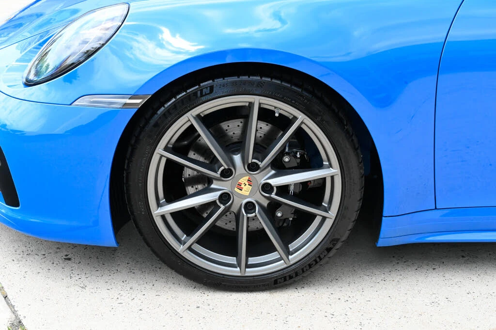 2024 Porsche 992 Carrera S - Image 9 of 31