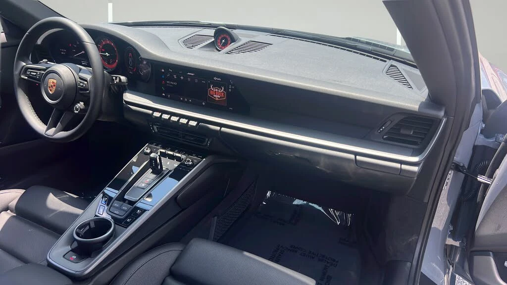 2024 Porsche 992 Carrera S - Image 20 of 31