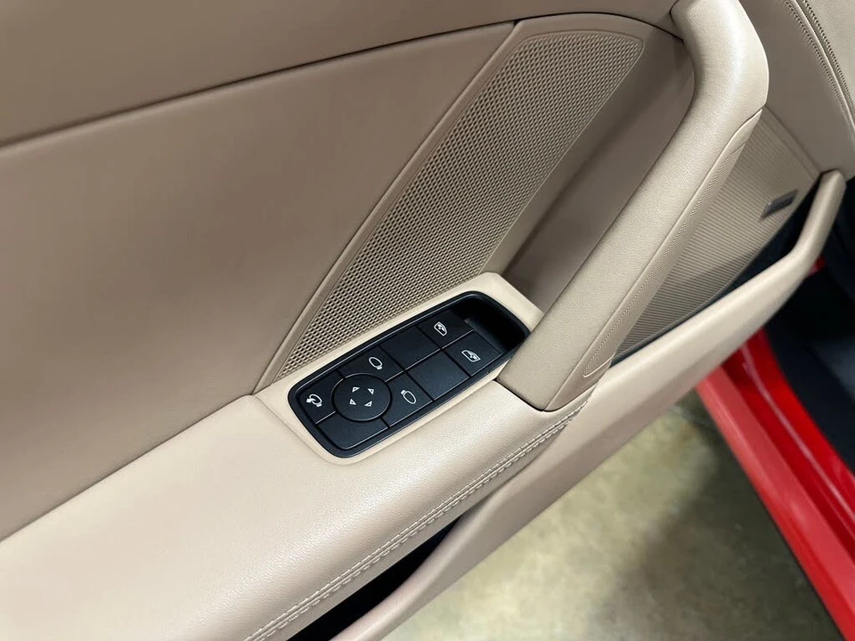 2024 Porsche 992 Carrera S - Image 12 of 31