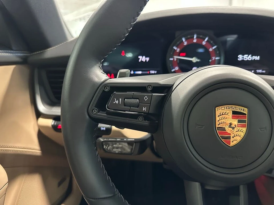 2024 Porsche 992 Carrera S - Image 21 of 31