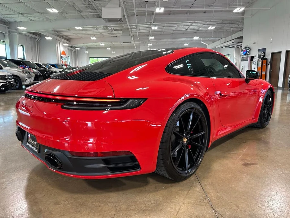 2024 Porsche 992 Carrera S - Image 7 of 31