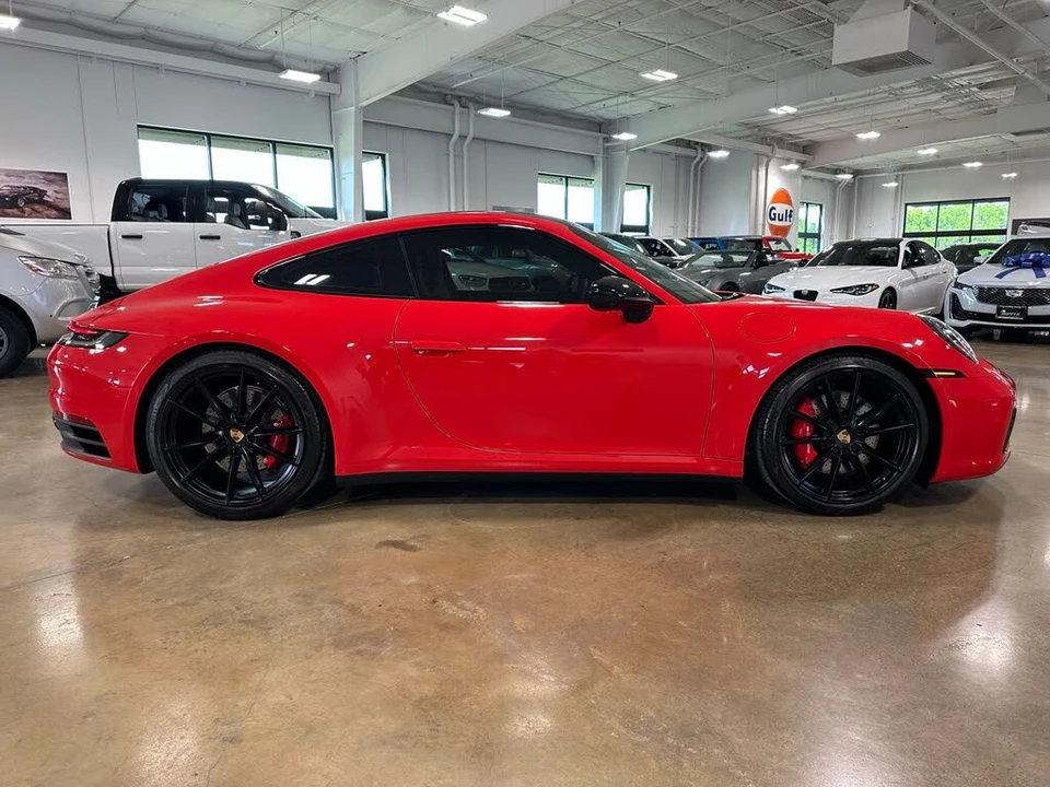 2024 Porsche 992 Carrera S - Image 8 of 31