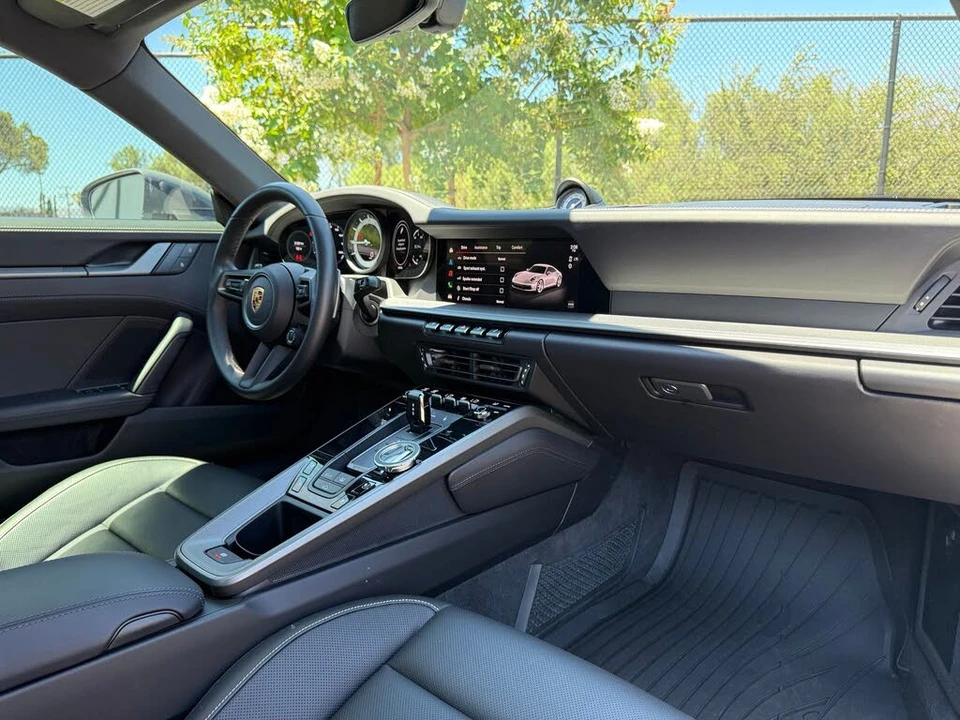 2024 Porsche 992 Carrera S - Image 29 of 31