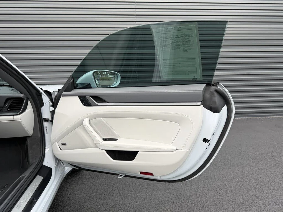 2024 Porsche 992 Carrera S - Image 23 of 31