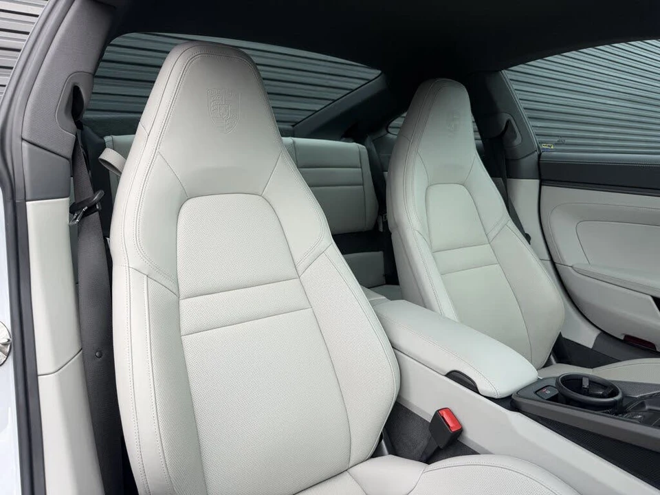 2024 Porsche 992 Carrera S - Image 16 of 31