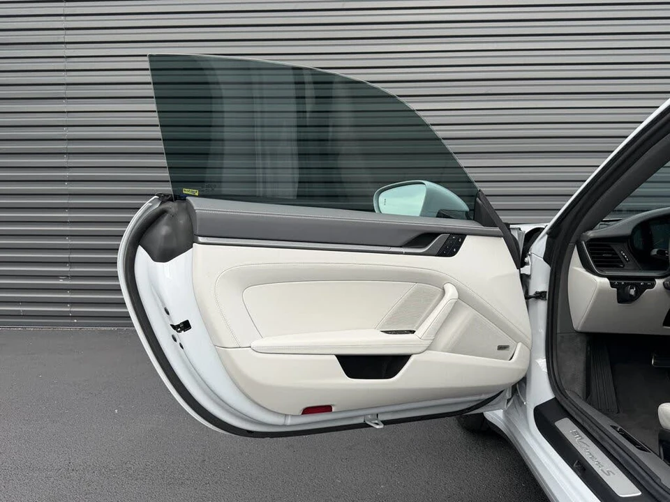 2024 Porsche 992 Carrera S - Image 20 of 31