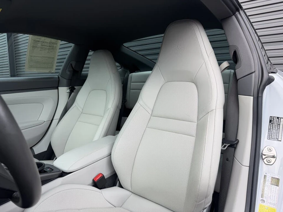 2024 Porsche 992 Carrera S - Image 13 of 31