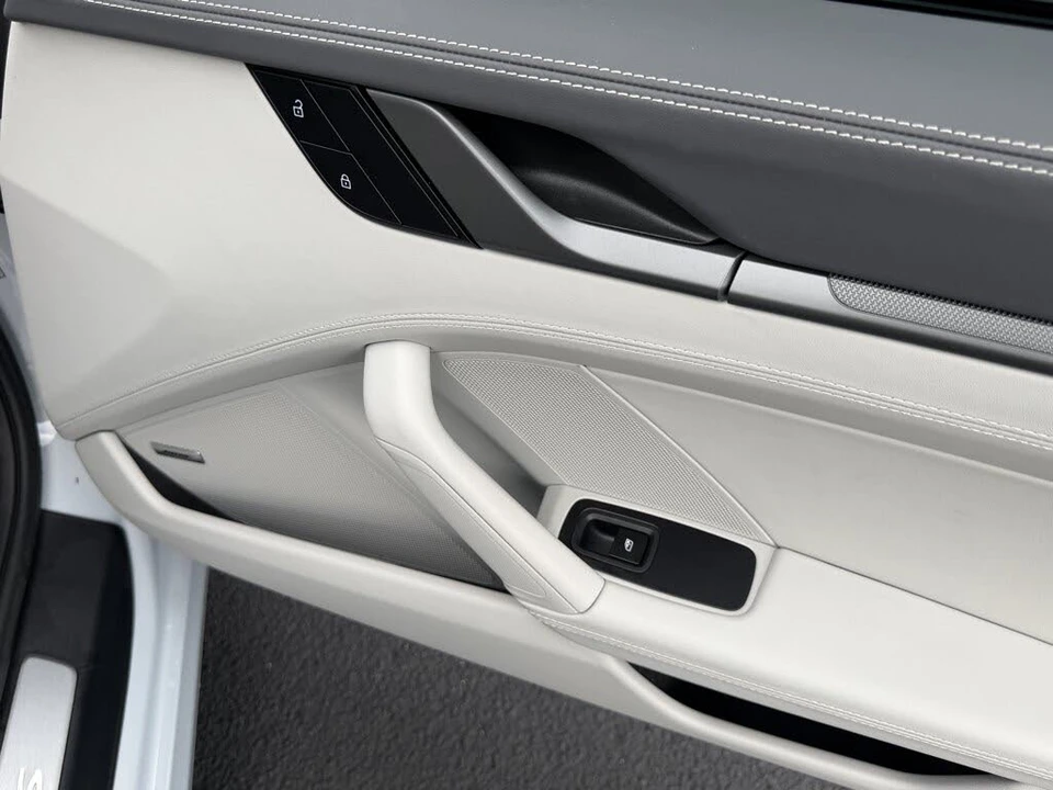 2024 Porsche 992 Carrera S - Image 24 of 31
