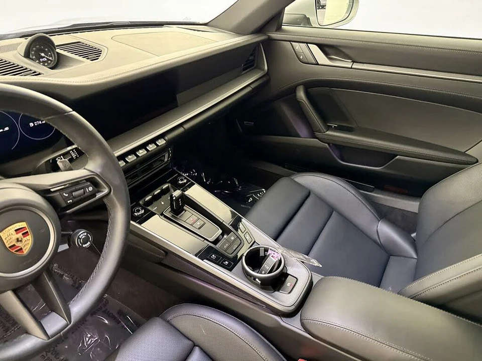 2024 Porsche 992 Carrera - Image 22 of 26