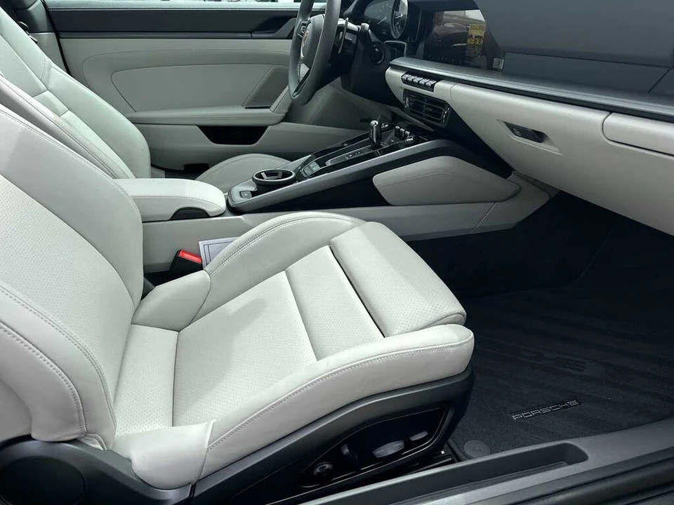 2024 Porsche 992 Carrera S - Image 14 of 27