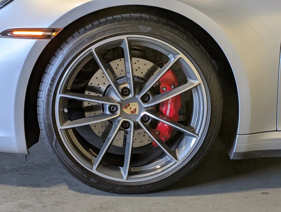 2024 Porsche 992 Carrera S - Image 13 of 31