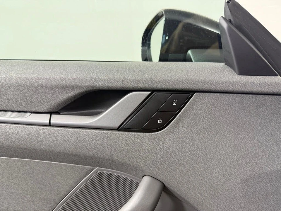 2024 Porsche 992 Carrera S - Image 19 of 28