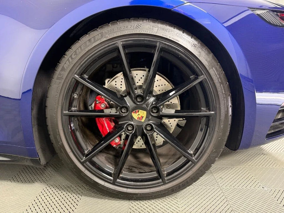 2024 Porsche 992 Carrera S - Image 11 of 27