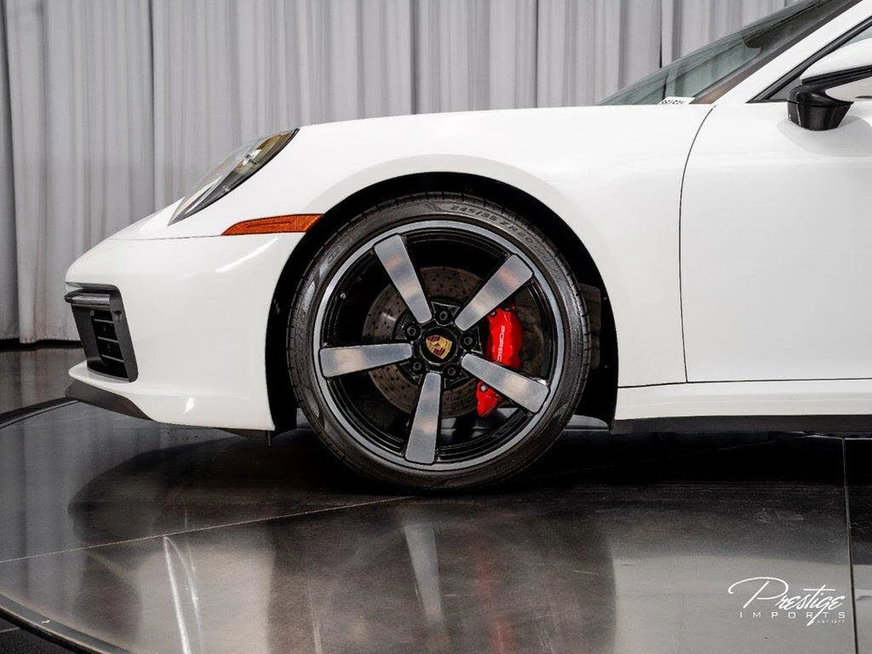 2024 Porsche 992 Carrera S - Image 7 of 31