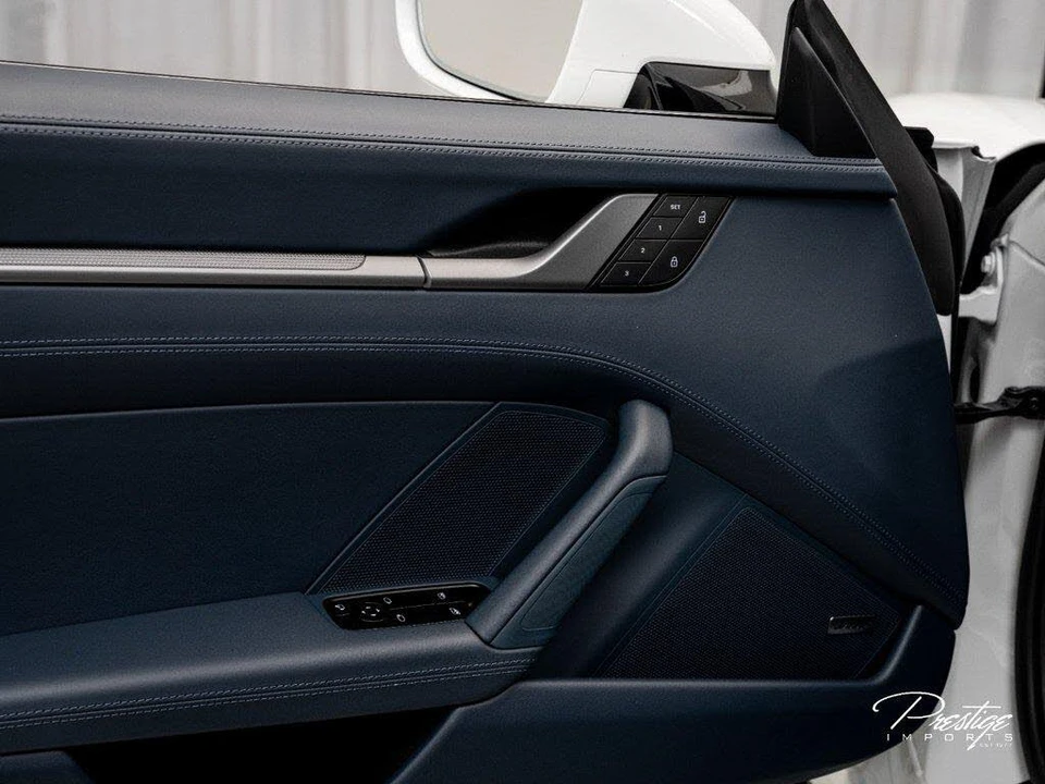 2024 Porsche 992 Carrera S - Image 19 of 31