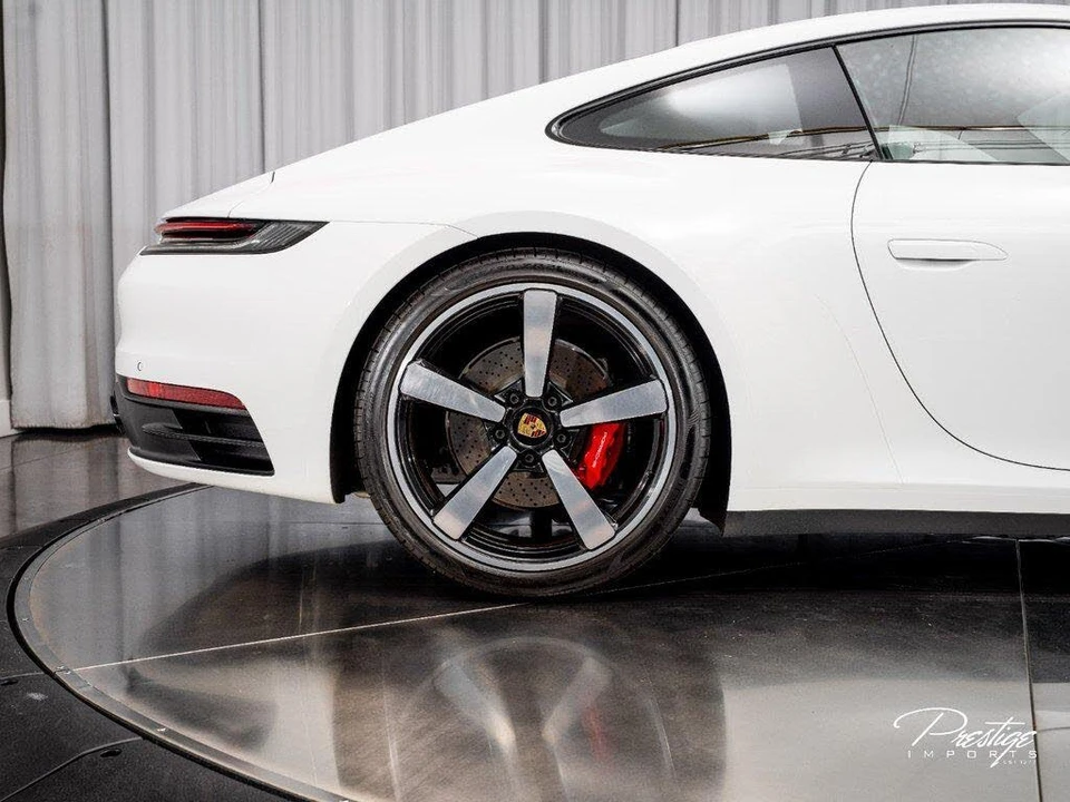 2024 Porsche 992 Carrera S - Image 15 of 31