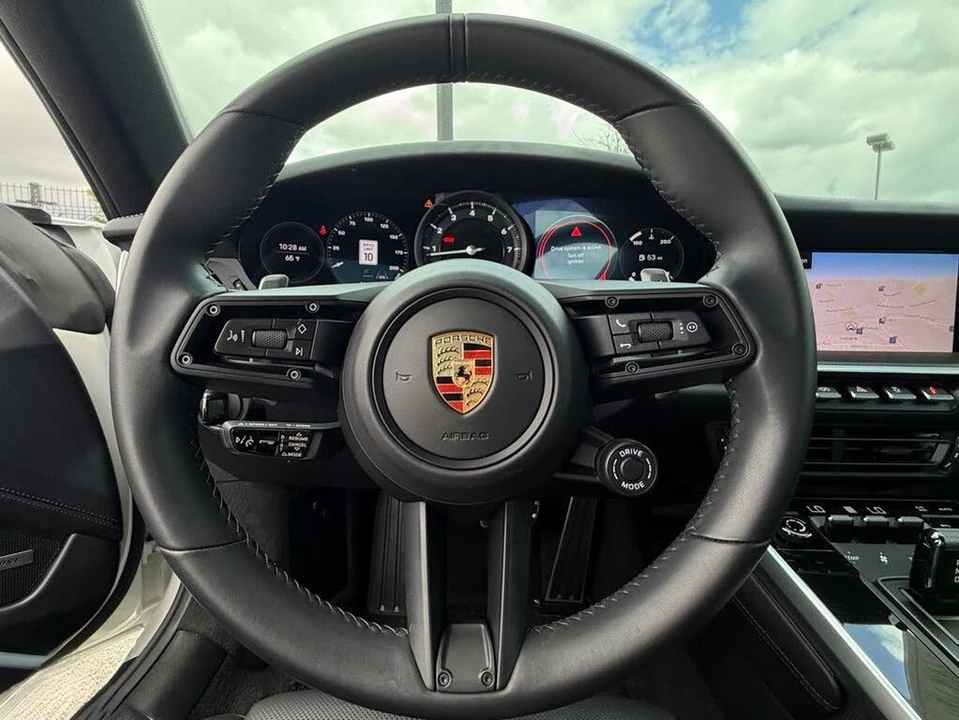 2024 Porsche 992 Carrera S - Image 24 of 31