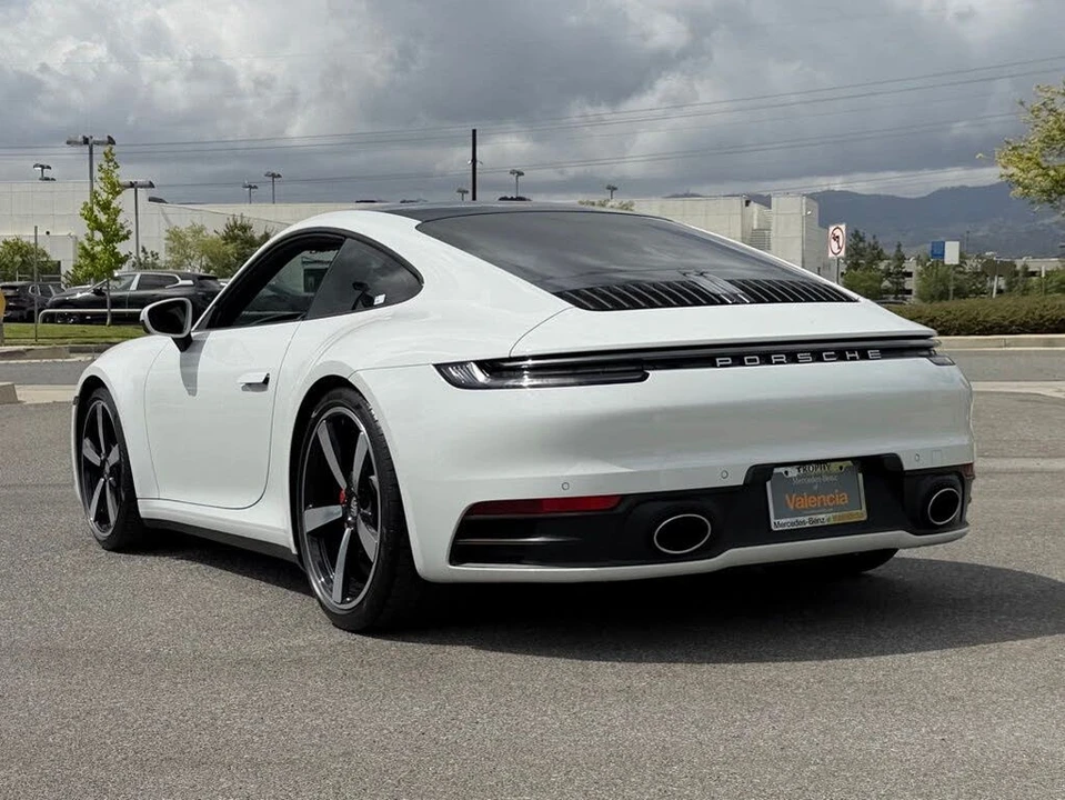 2024 Porsche 992 Carrera S - Image 10 of 31