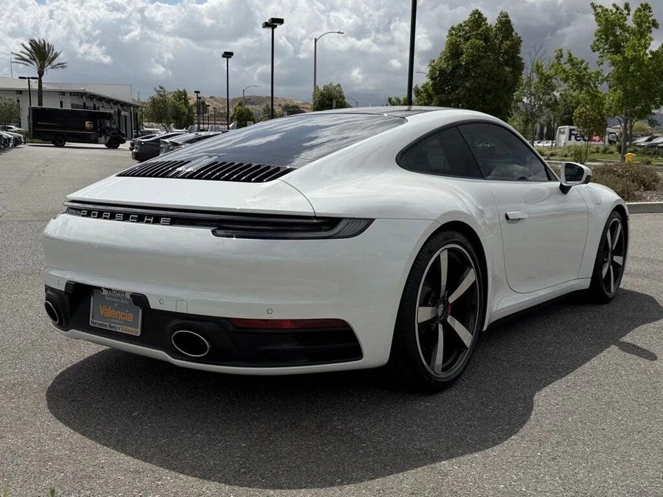 2024 Porsche 992 Carrera S - Image 8 of 31