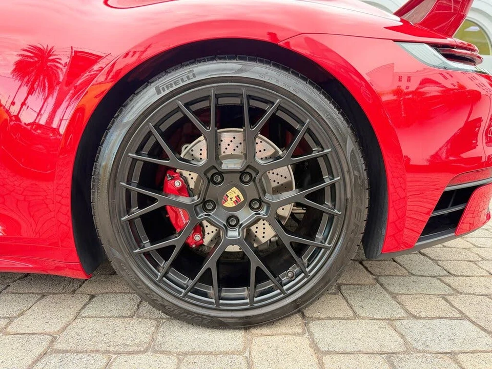 2024 Porsche 992 Carrera S - Image 16 of 31