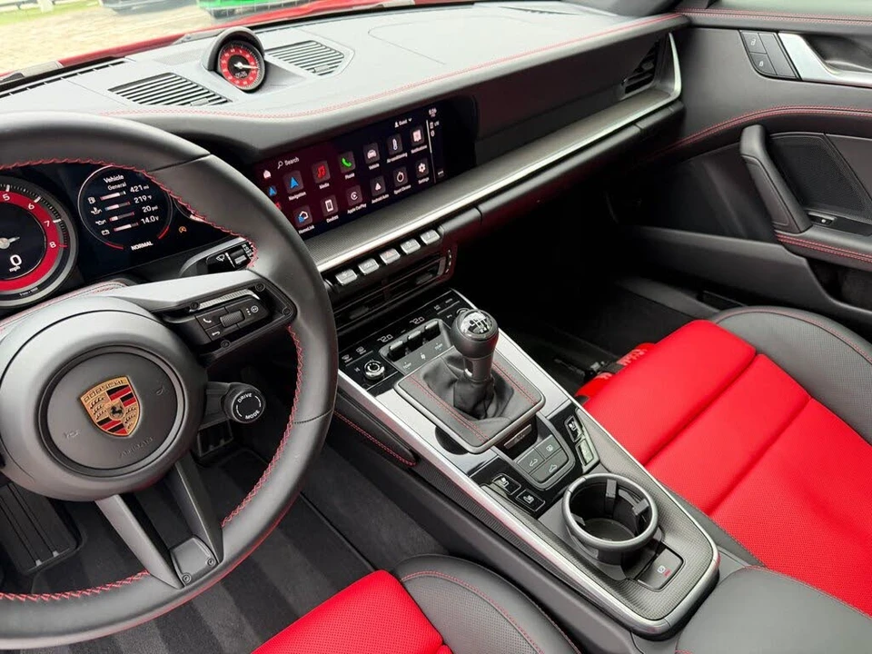 2024 Porsche 992 Carrera S - Image 28 of 31
