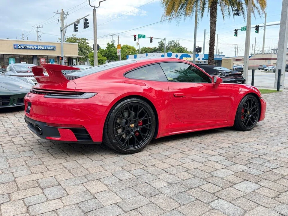 2024 Porsche 992 Carrera S - Image 7 of 31