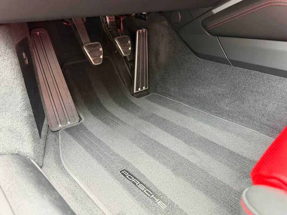 2024 Porsche 992 Carrera S - Image 20 of 31
