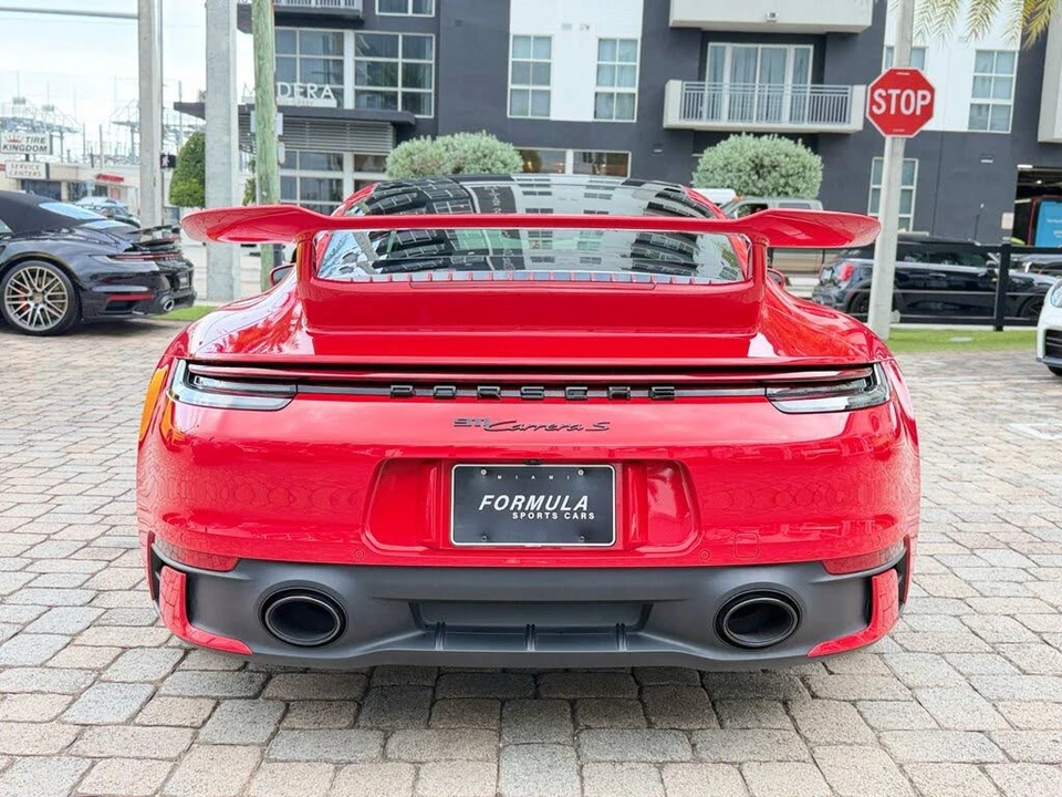 2024 Porsche 992 Carrera S - Image 11 of 31