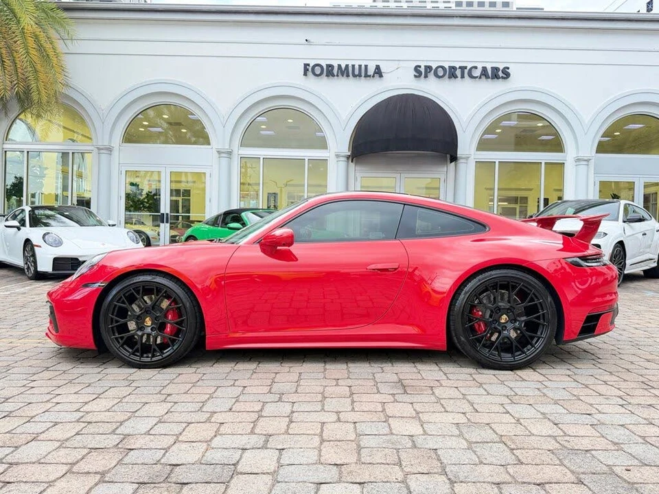 2024 Porsche 992 Carrera S - Image 13 of 31