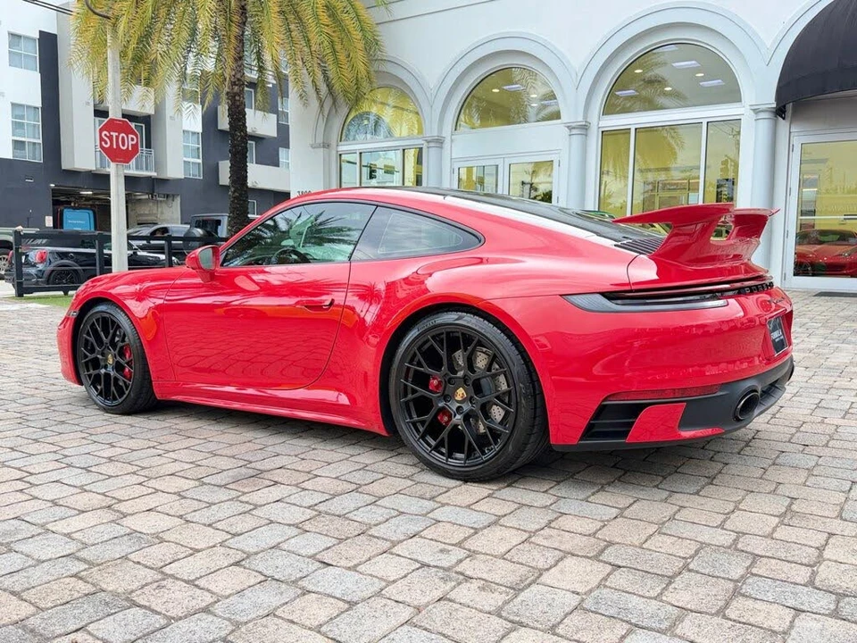 2024 Porsche 992 Carrera S - Image 12 of 31